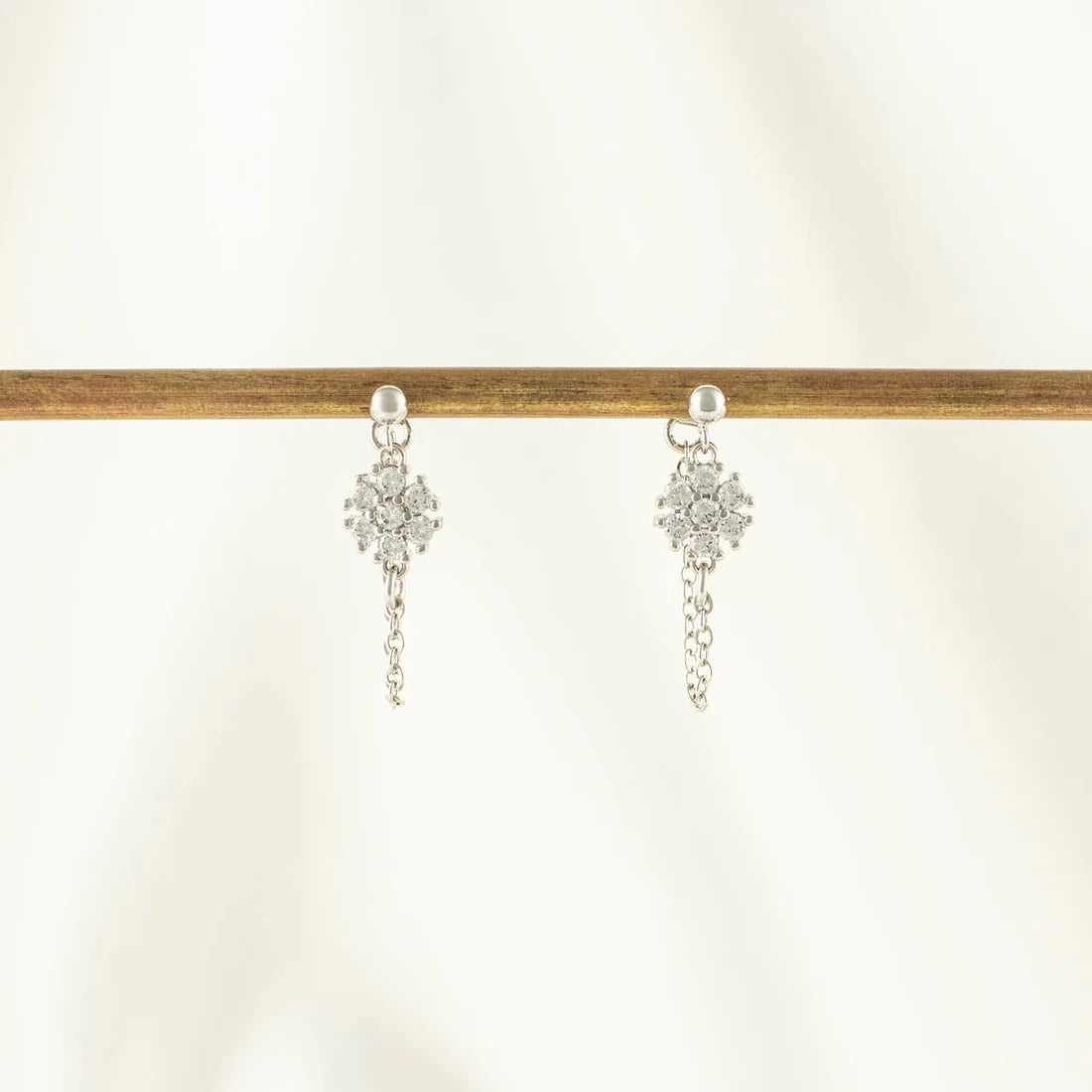 Florance White Zircon Flower Stud Chain