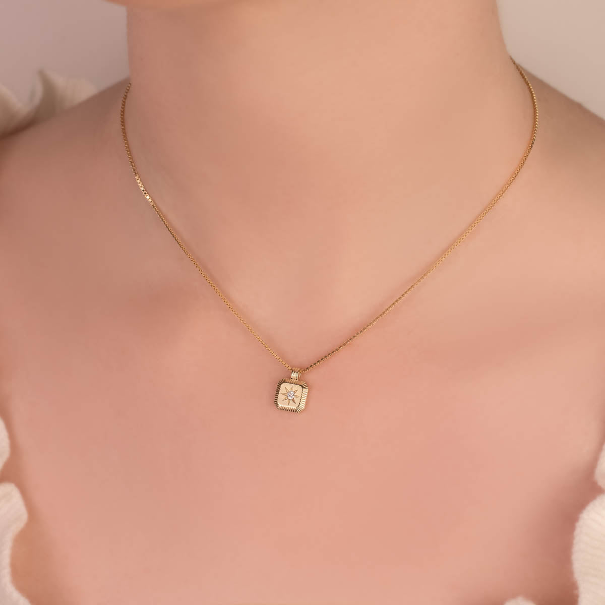 Solaris Star White Zircon Necklace
