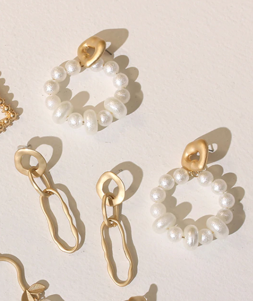 Drift Gold Pearl Earrings