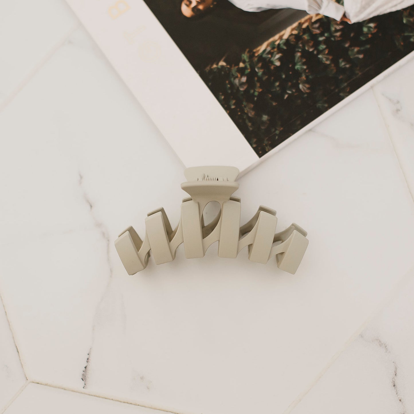 Zara Hair Claw
