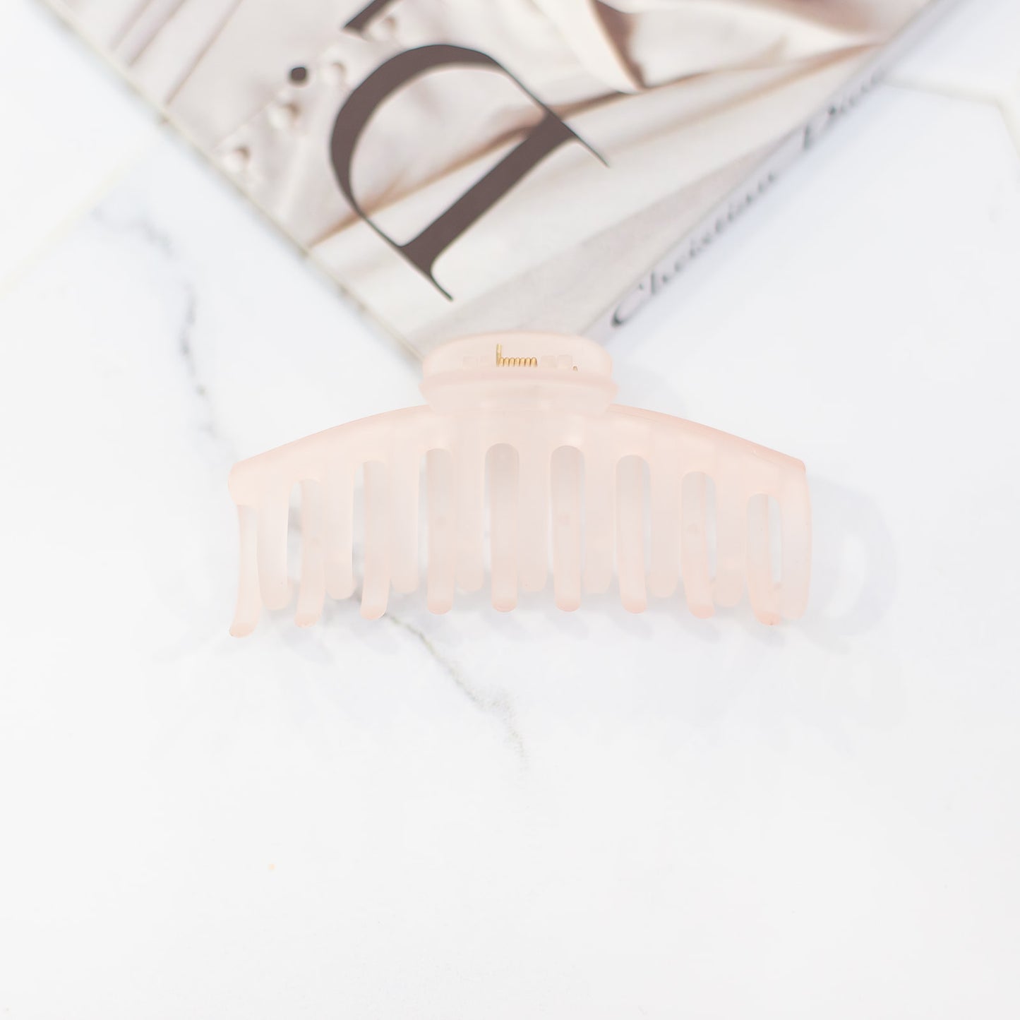 Honey Hair Claw