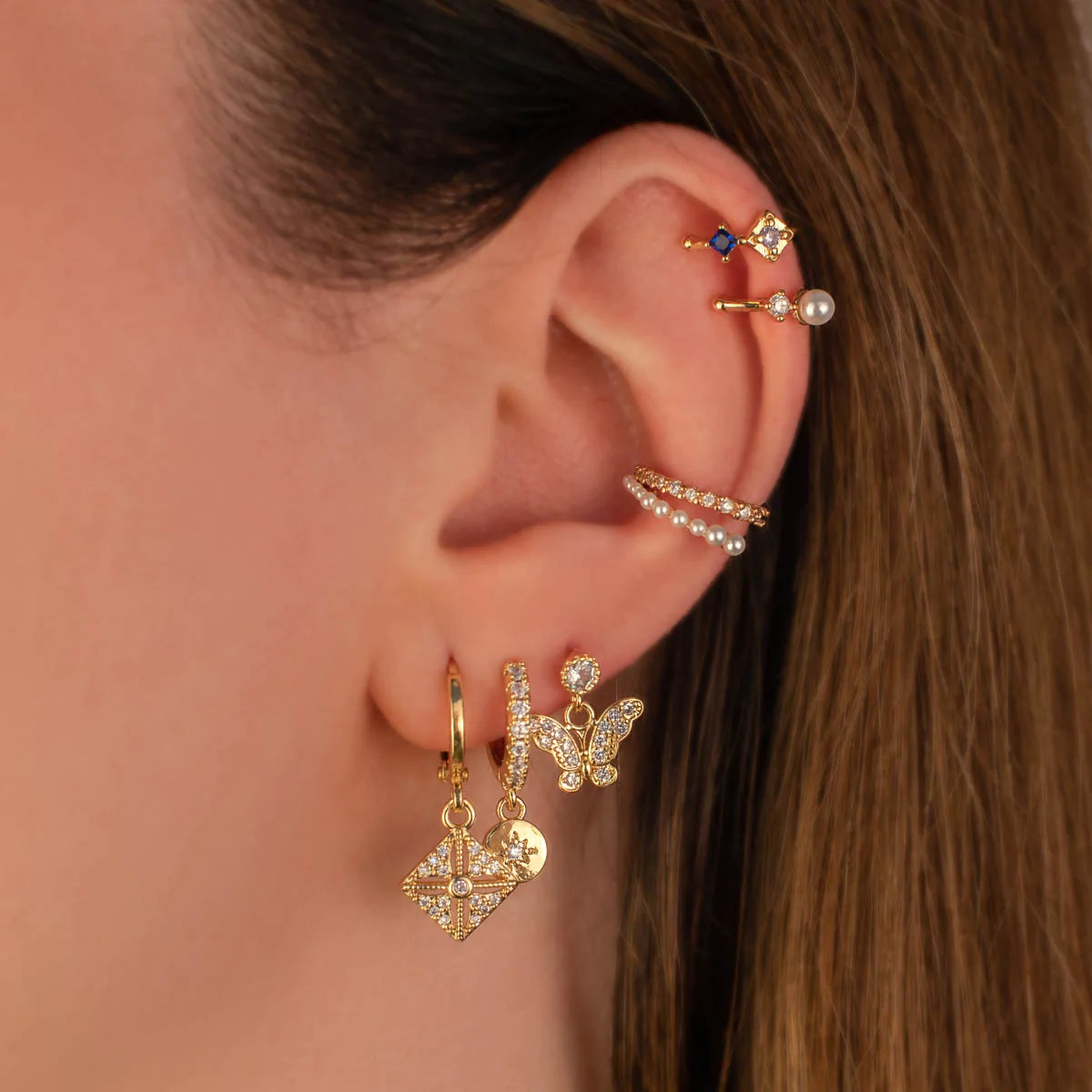 Kendra Diamond White Zircon Huggie Earrings