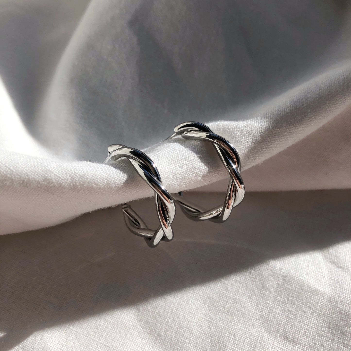 Amelia Hoop Earrings