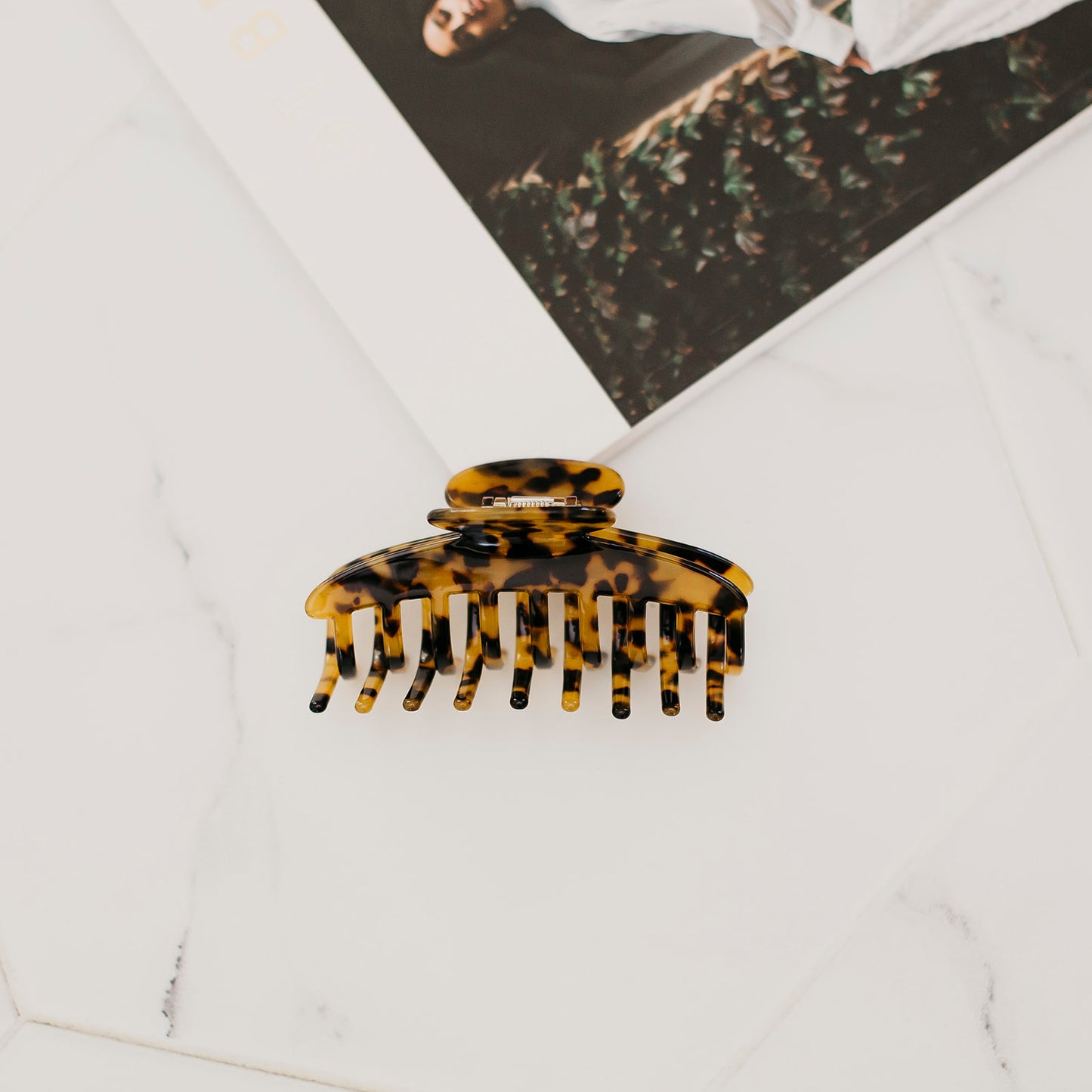 Rubi Hair Claw