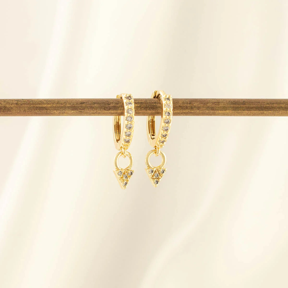Liz Triangle White Zircon Embellished Huggie Earrings