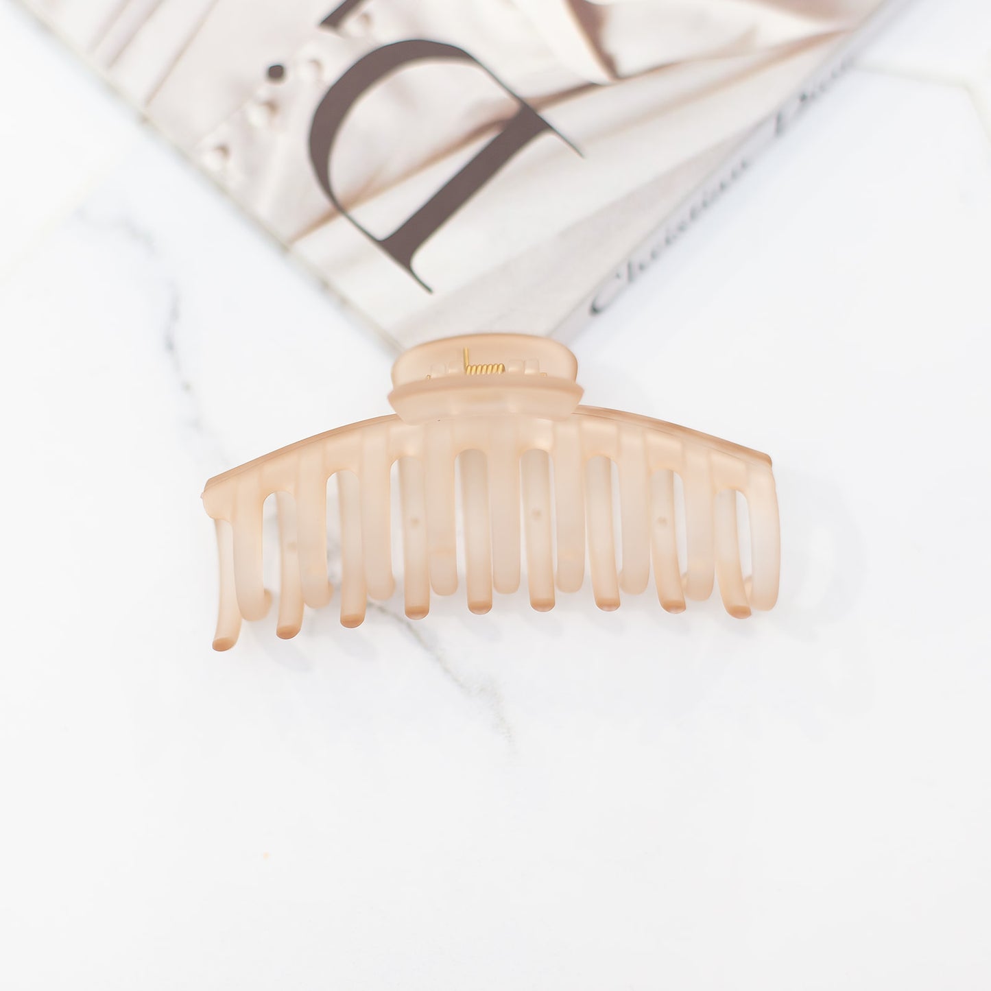Honey Hair Claw