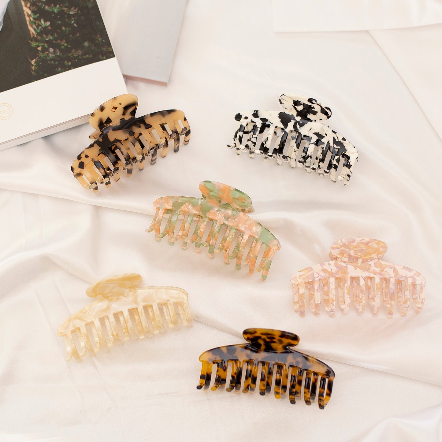 Rubi Hair Claw