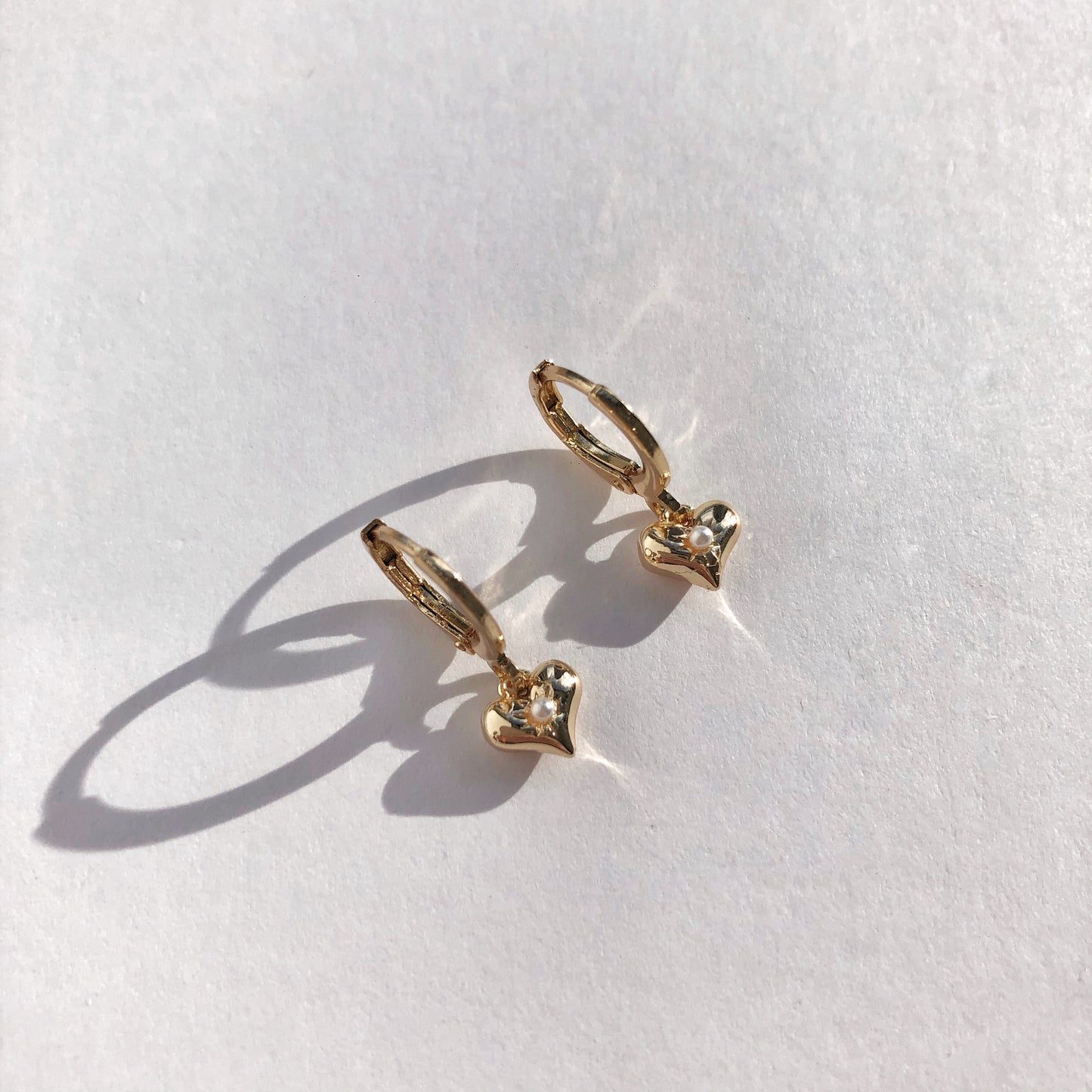Lola Tiny Heart Earrings
