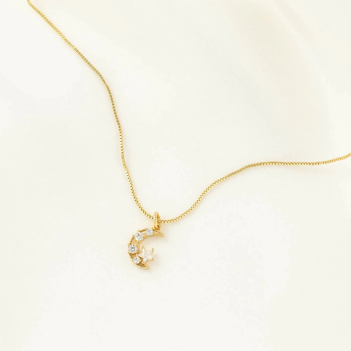 Venus Moon White Zircon Necklace