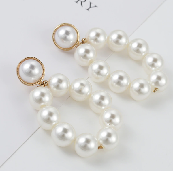 Ava Pearl Earrings