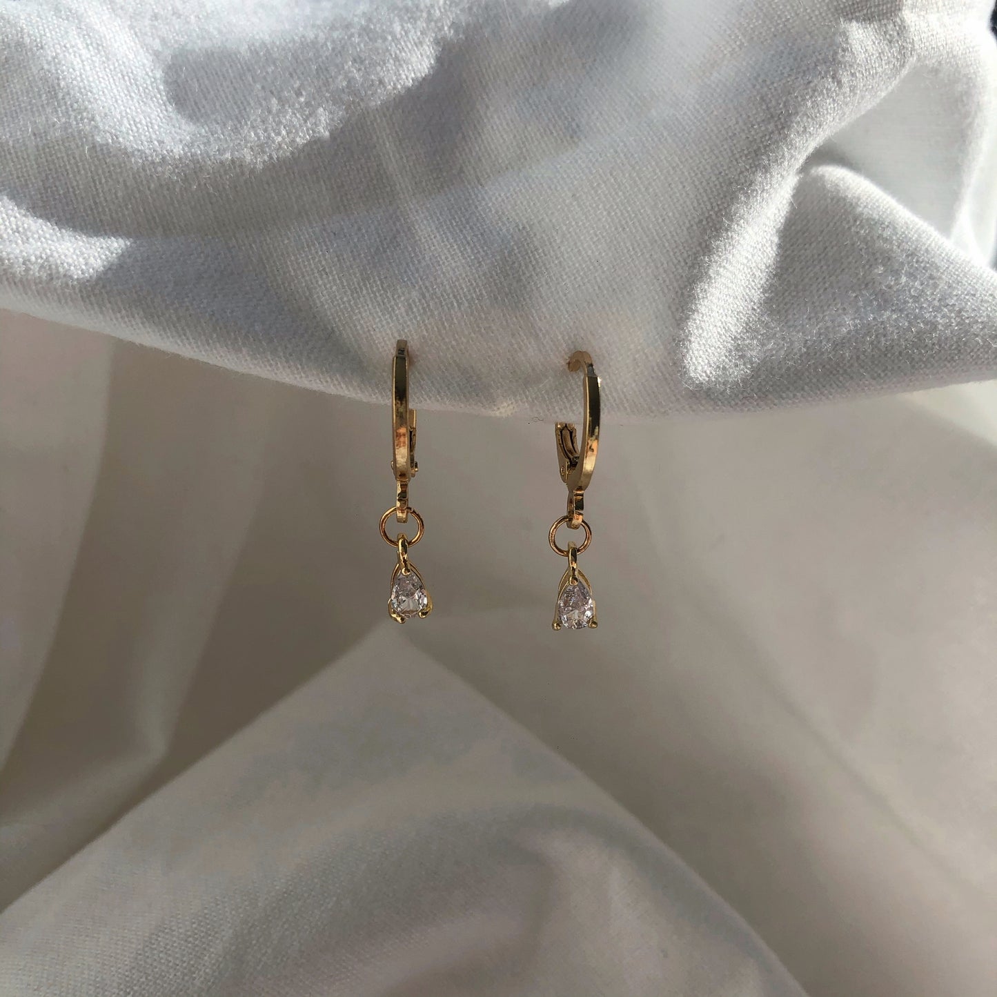 Lisa Diamond Earrings