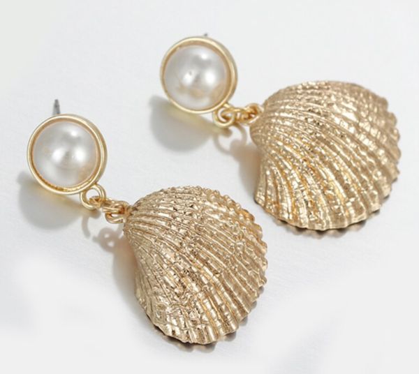 Isla Shell and Pearl Earrings