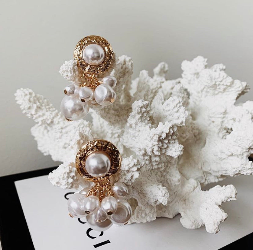 Romeo Gold Pearl Earrings